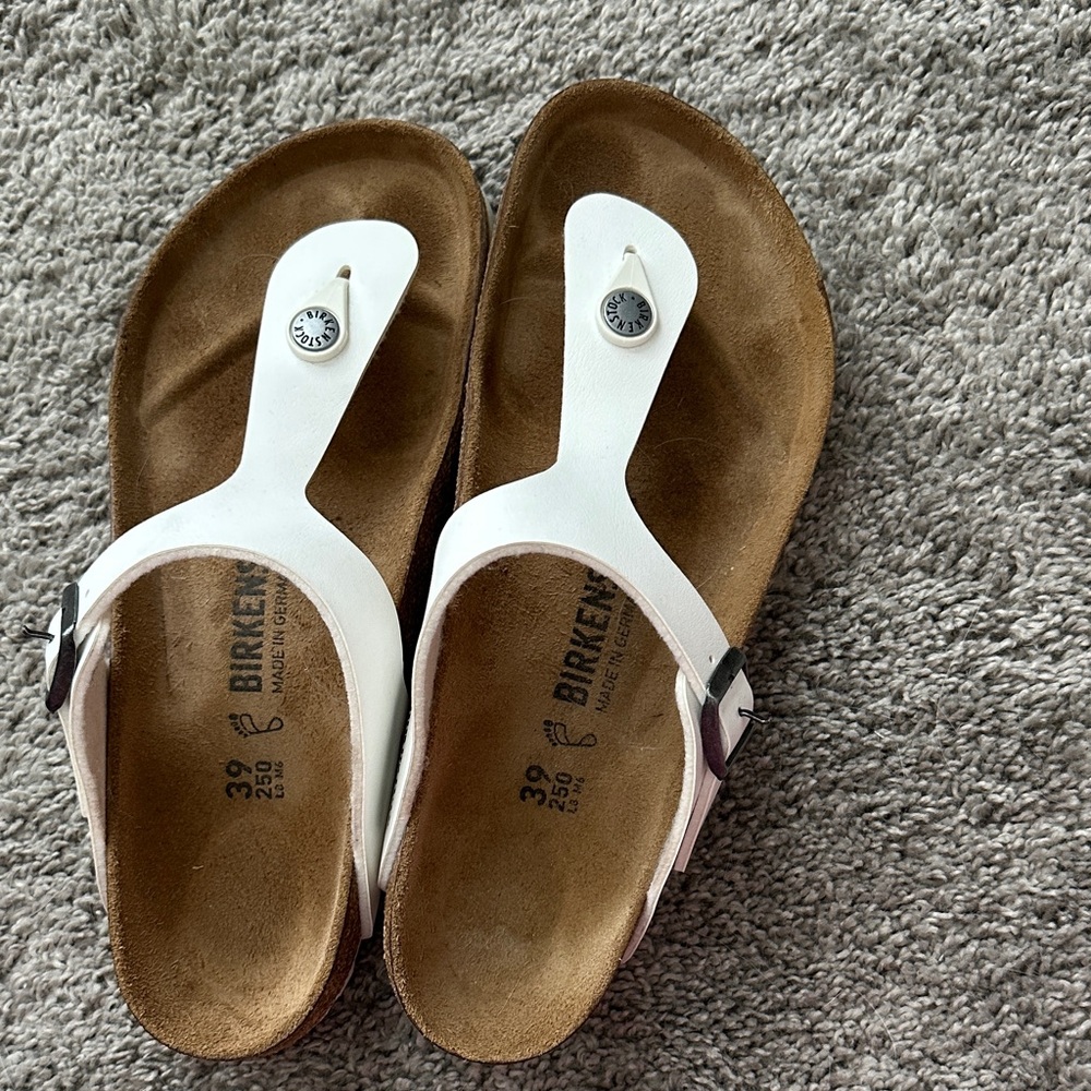 Birkenstock White Gizeh Toe-Post Sandals